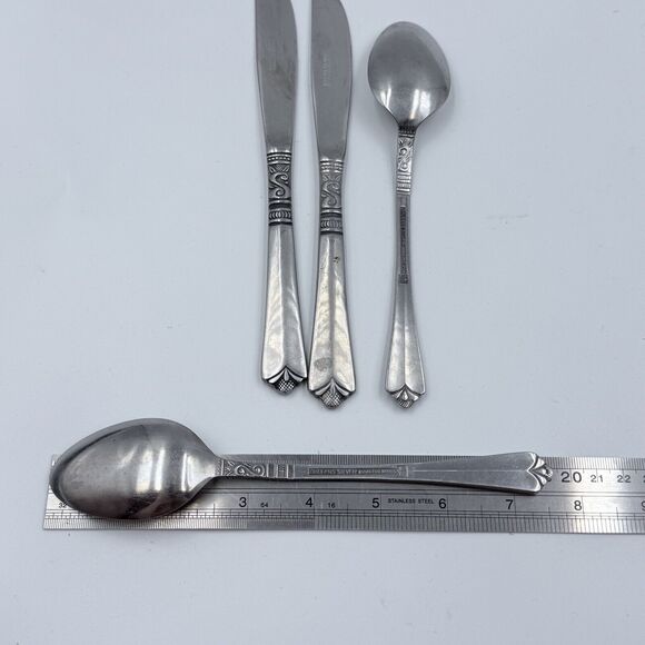 4 QTY Orleans Silver ORL31 Stainless Korea Knife Oval Soup Spoon Scroll Fan MCM - Picture 4 of 5